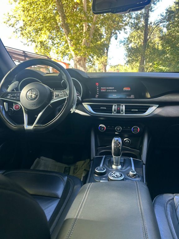 Alfa Romeo Stelvio Q4
